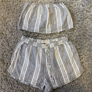 Hollister Striped Gray Women's Short and Tube Top Set